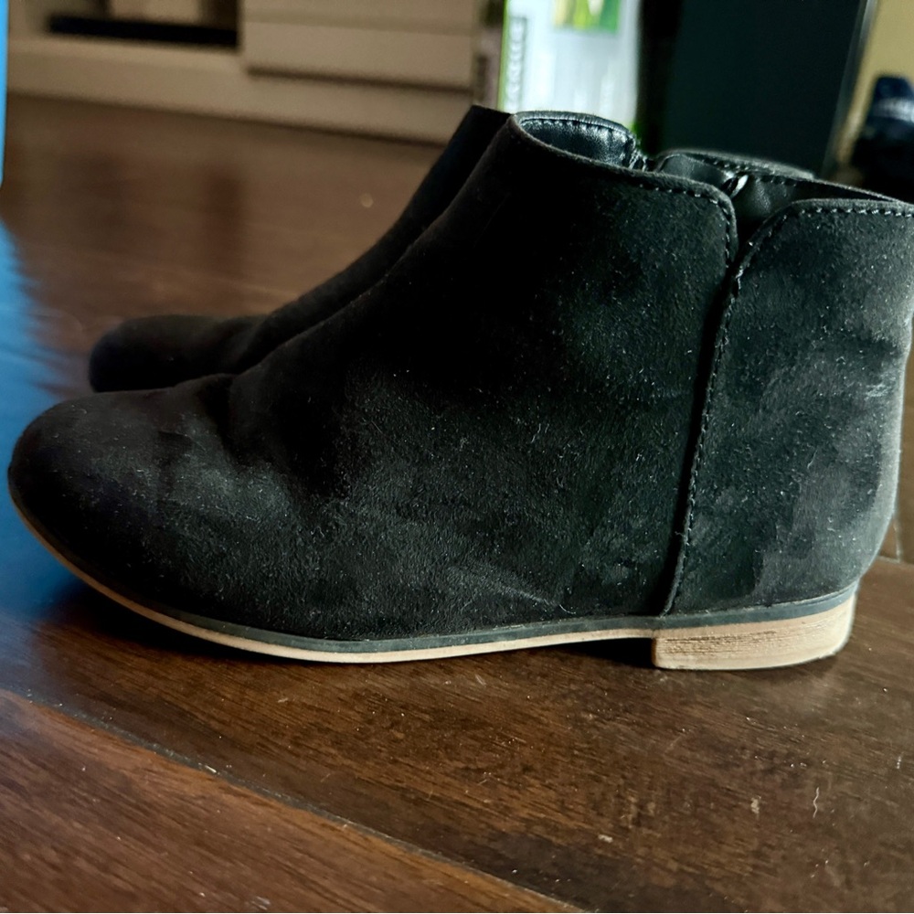 Cat & Jack boots